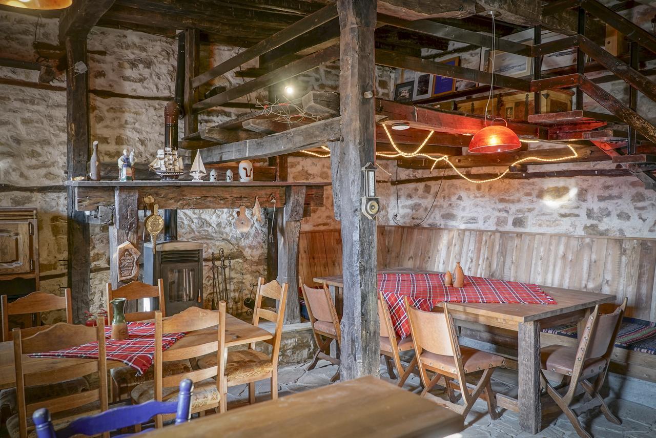 Rooster House Hotel Veliko Turnovo Bagian luar foto