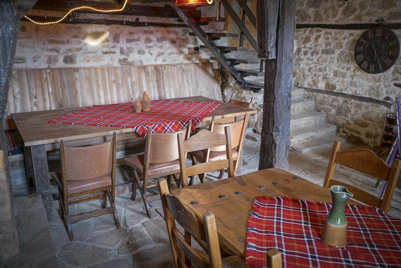 Rooster House Hotel Veliko Turnovo Bagian luar foto
